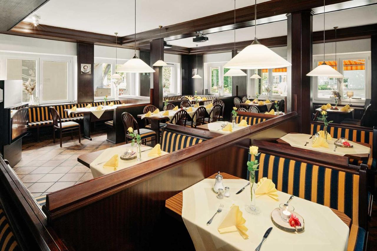 Hotel Park Cafe Reichl Bad Abbach Bagian luar foto