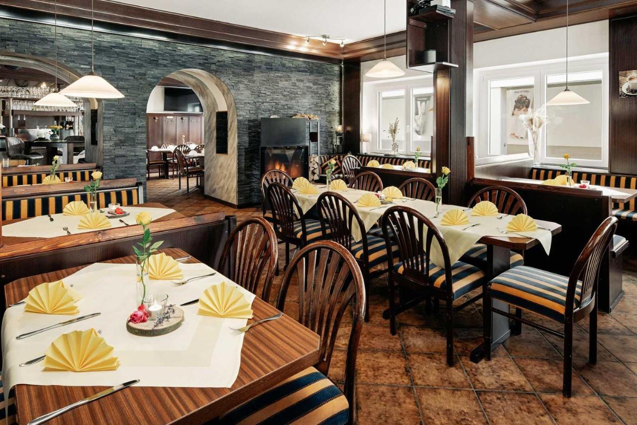 Hotel Park Cafe Reichl Bad Abbach Bagian luar foto